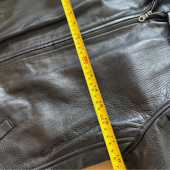 J & M /  Leather Jacket - Picture 7 of 8